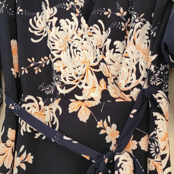 A-Line Ruffled Sleeve Floral Dress Size L - Picture 6 of 10